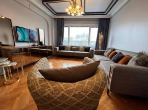Amazing Flat Located In City Center